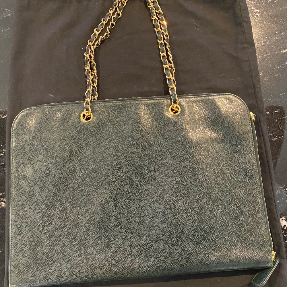 Chanel calfskin timeless tote - Picture 3 of 9